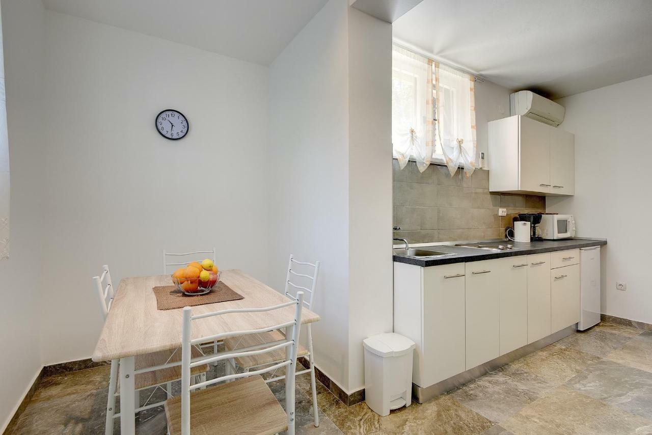 Apartments Aldo Banjole Zewnętrze zdjęcie